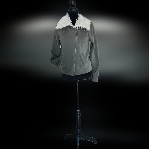 #KG28 Aeropostale Girls Olive Green Jacket With Faux Fur Collar - Picture 13 of 14